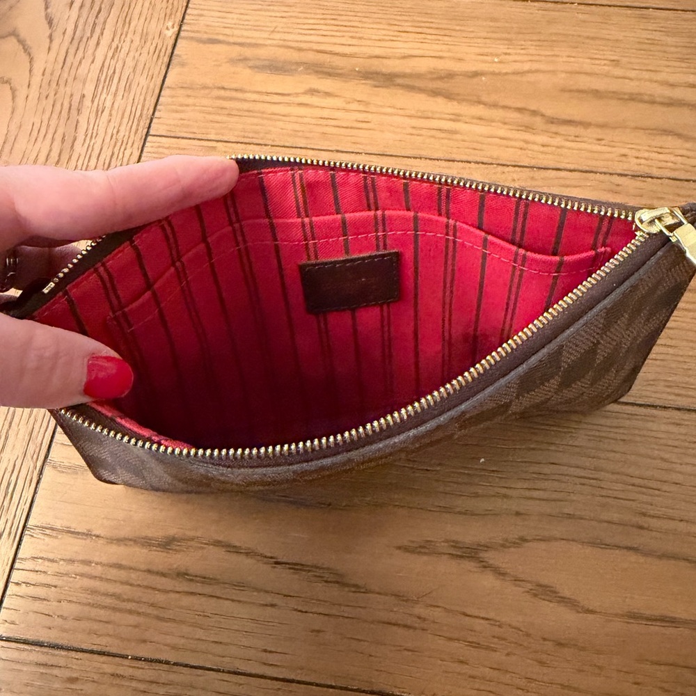 Louis Vuitton Damier Ebene Pochette Accessoires Wristlet Clutch w/ Strap - Picture 5 of 5